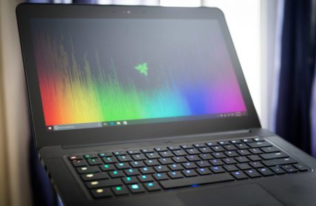 Razer Oyucular için Telefon Yapma Peşinde (Muhtemelen)