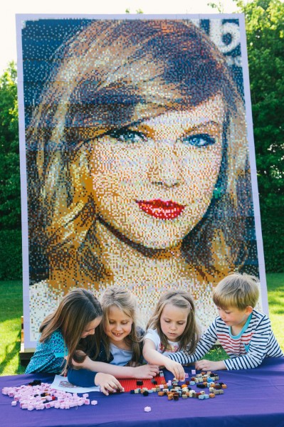 Giant Lego Mosaic of 'Celebrity Best Friend' Taylor Swift Revealed at Legoland, Windsor, Britain - 25 May 2015