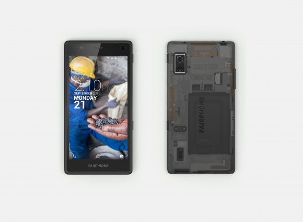 The-Fairphone-2-Assembled_2