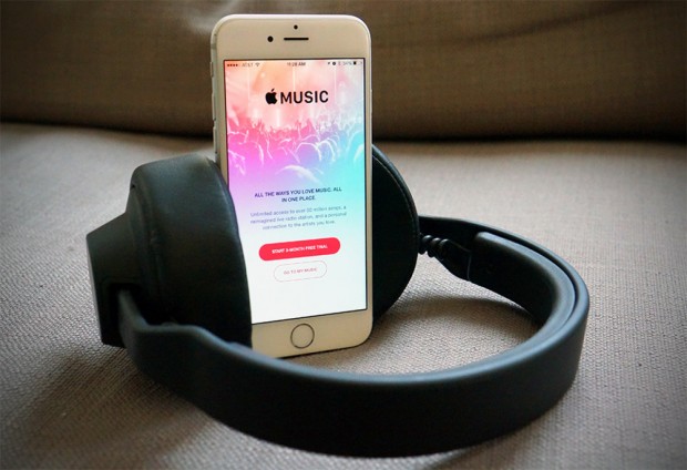 Apple Warner Music ile Lisans Anlaşması Yaptığı Bildiriliyor