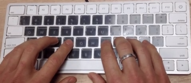 yeni Macbook'lara dinamik klavye