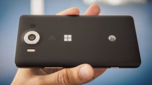 Lenovo Windows 10 Mobile Telefon Üretmeyecek