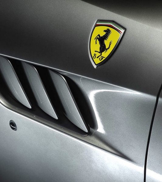 ferrari_closeup1