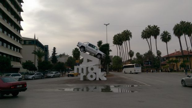 Adana'da Amarok Heykeli, Yeni Amarok Görücüye Çıktı