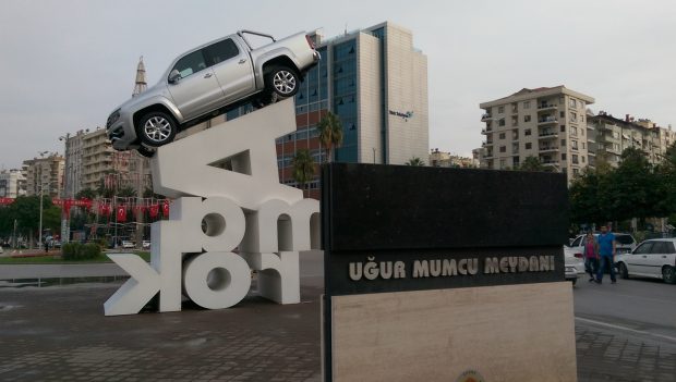 Adana'da Amarok Heykeli, Yeni Amarok Görücüye Çıktı