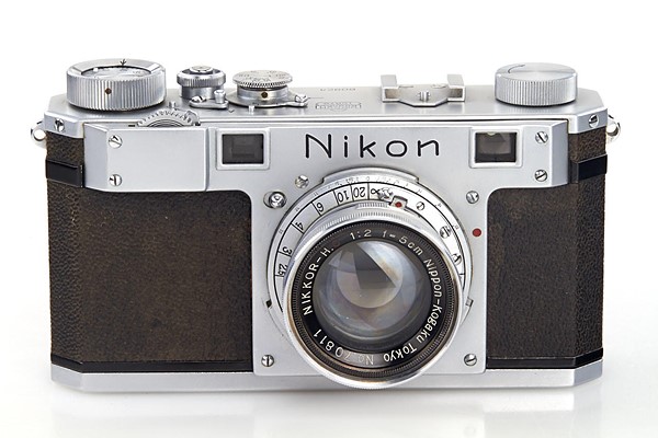 Antika Nikon One Kamera 400 Bin Dolara Satıldı
