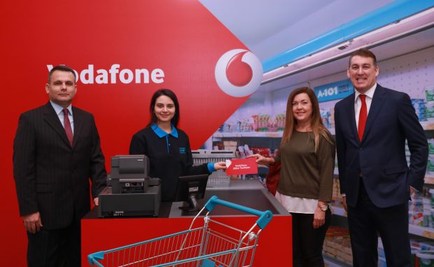 Vodafone'dan Ev Kadınlarına Özel Tarifeler A101'de Satılacak!