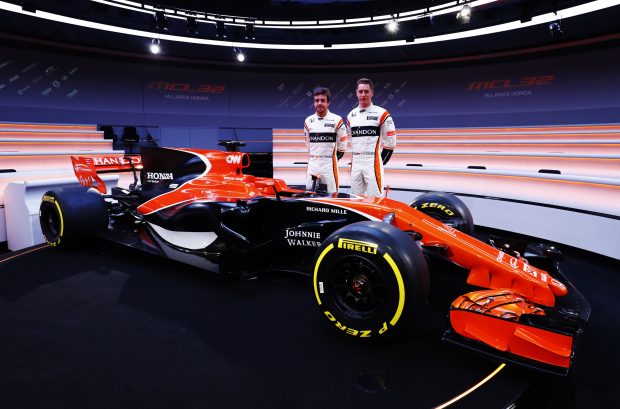 McLaren-Honda 2017 Formula 1 Otomobili MCL32 