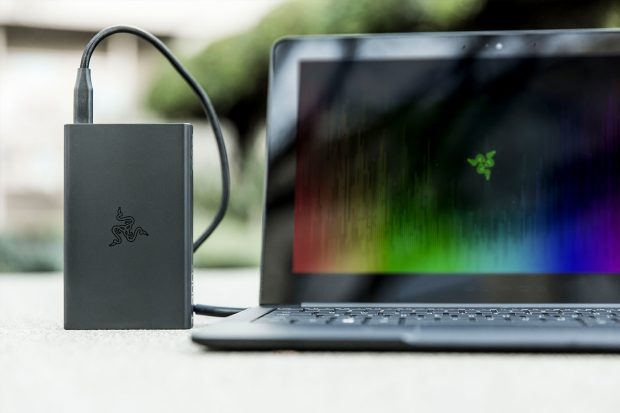 Razer Power Bank, Hem Dizüstüne Hem de Telefona Can Suyu Katacak!