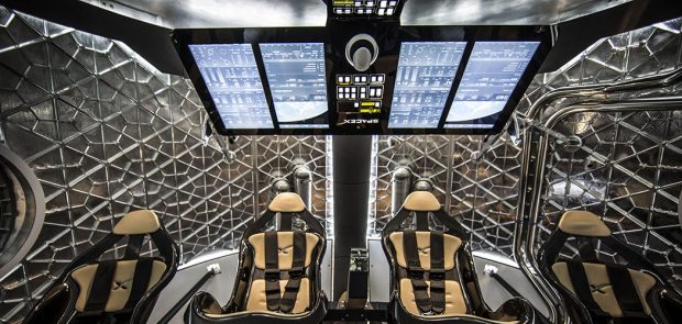 Aya Yolculuk Başlıyor! SpaceX 2018'de iki Uzay Turistini Aya Uçuruyor!