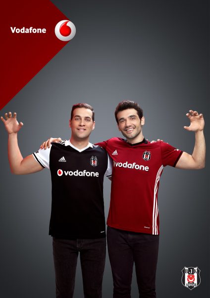 Yeni Vodafone KaraKartal Marşı, Beşiktaşlı Taraftarlar Yazdı!