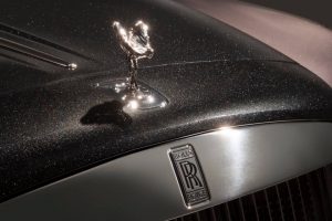 Elmas Kaplama Boyalı Rolls-Royce Ghost Elegance