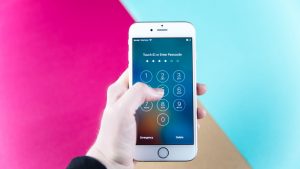 Kilit Ekranı Neden Gerekli? Akıllı Telefonunuza Kilit Ekranı Koyun! Yüzde 28 Gibi Olmayın!