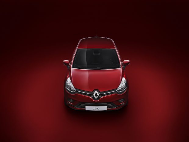 Renault Clio Touch Chrome, Krom Detaylarıyla Özel Seri 64 bin 400 TL