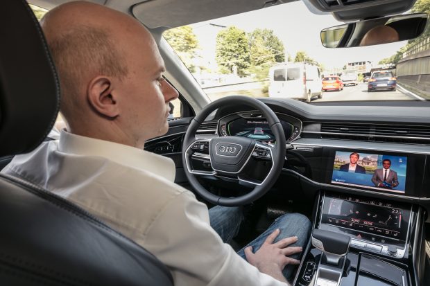 Audi AI Sıkışık Trafik Pilotu ile Otomatik Sürüş Bir Başka