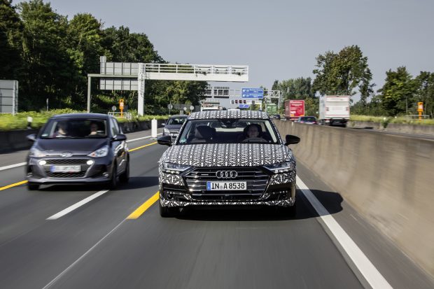 Audi AI Sıkışık Trafik Pilotu ile Otomatik Sürüş Bir Başka