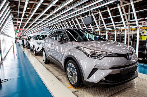 Toyota Türkiye'de 2 Milyonuncu Aracını Üretti