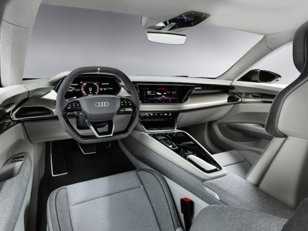  Audi e-tron GT Konsept: Audi’den 4 kapılı elektrikli coupe konsepti