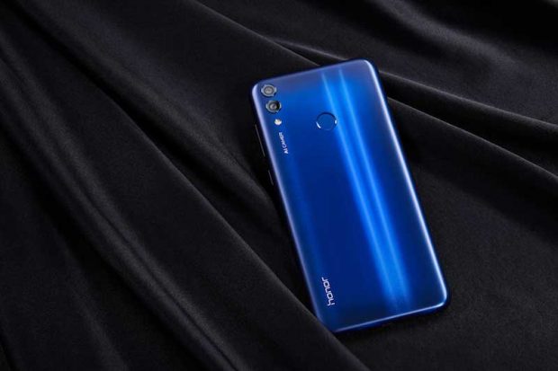 HONOR 8C Fiyatı ÖTV ve Kur Artışına Rağmen Sabitlendi