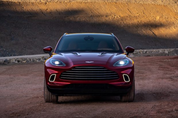 Aston Martin DBX, Spor Otomobil Ruhuna Sahip SUV