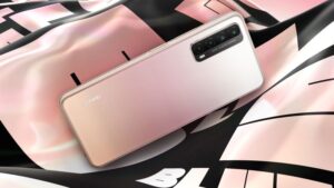 HUAWEI’nin efsane serisi yenilendi: P smart 2021