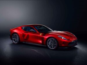 Ferrari, kişiye özel ve bir adet ürettiği modeli Omologata’yı tanıttı