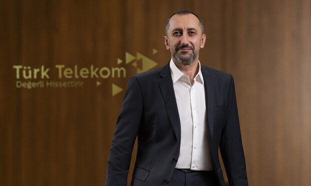 Türk Telekom CEO'su Ümit Önal, Türk Telekom 2022 ilk çeyrek finansal sonuçları