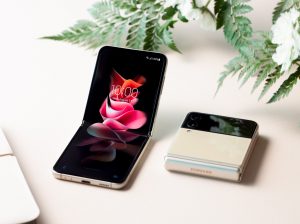 Galaxy Z Flip3 5G’ye daha yakından bakalım