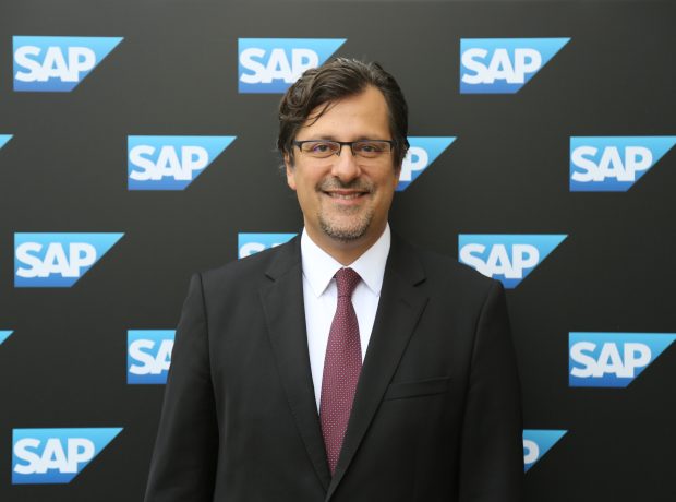 SAP Türkiye Genel Müdürü Uğur Candan ise,