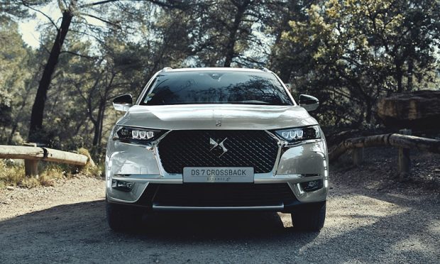 Yeni DS 7 E-TENSE 4x4 300