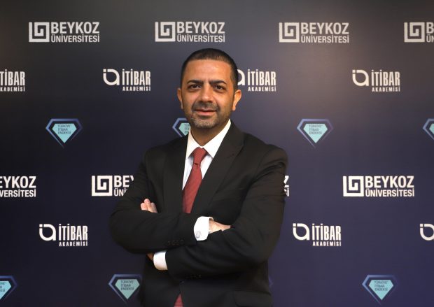 Beykoz Üniversitesi İşletme ve Yönetim Bilimleri Fakültesi Dekan Vekili Prof. Dr. Sinan Alçın