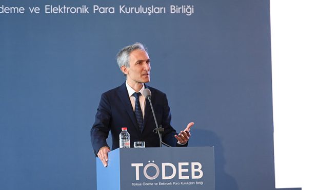 TÖDEB Yönetim Kurulu Başkanı Burhan Eliaçık