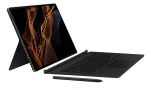 Samsung Galaxy Tab S8’in geniş ekranı, ‘S Pen’ ile tuvale dönüşüyor