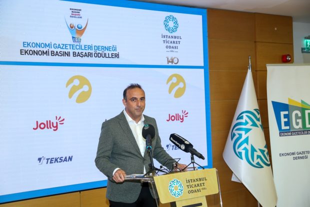 Turkcell Kurumsal İletişim ve Sürdürülebilirlik Direktörü İsmail Özbayraktar