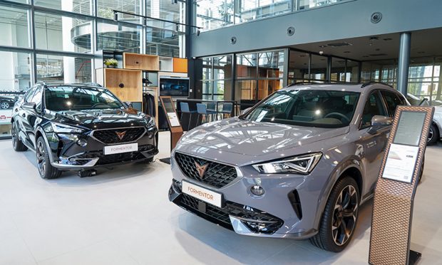 CUPRA Türkiye’deki ilk CUPRA Garage Konseptindeki Showroom'unu Açtı