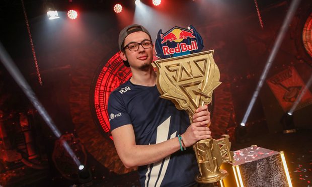 Red Bull Solo Q en iyi düellocuyu belirlemek için döndü - Winner