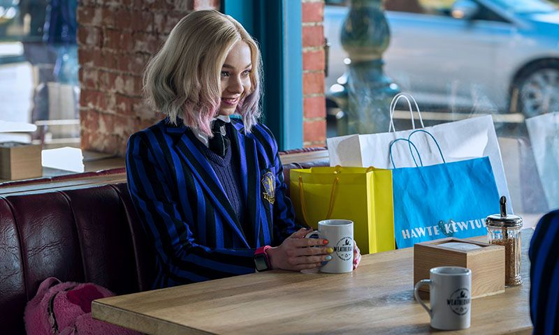 Netflix, Wednesday dizisinin resmi fragmanını paylaştı! - TeknoTalk