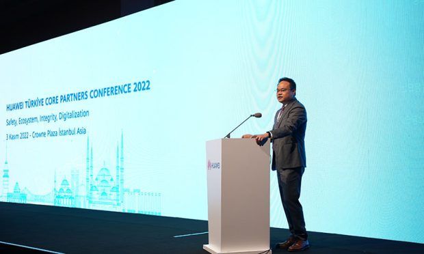 Huawei Küresel Satın Alma Birimi Kıdemli Başkan Yardımcısı Lu Baoqiang