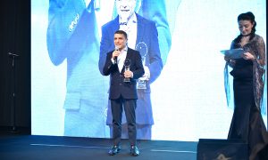 General Mobile’ın Yönetim Kurulu Başkanı Sebahattin Yaman’a Anlamlı Ödül