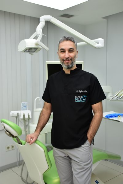 Dental Plus İstanbul’dan Genel Diş Hekimi Ayhan Can