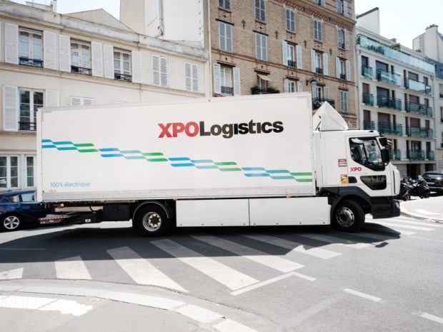 Nouveau camion XPOLogistics 100% electrique en livraison à Paris