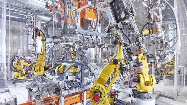 Otomotivin devleri FANUC robotları ile maliyet avantajı elde ediyor - Press release FANUC receives order for 1300 robots - Audi<br /> !! The image can only be used with the press release