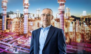 Haftada 4 gün mesai Aksa Akrilik’te kalıcı hale geldi