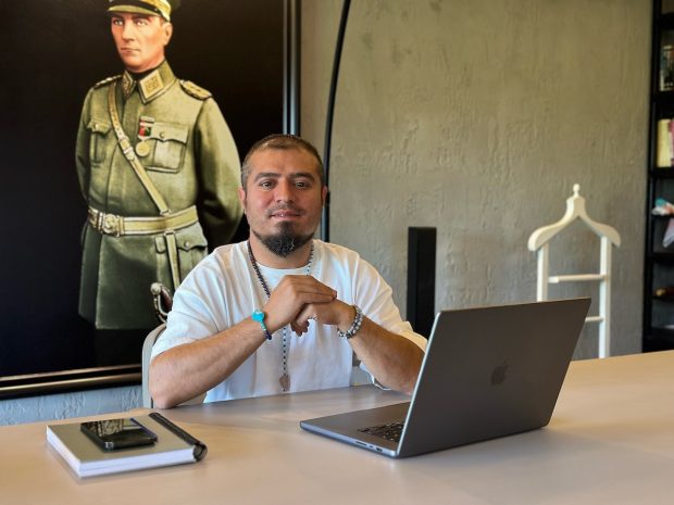 Novarge Uzaktan Eğitim Merkezi’nin CEO’su Mesut Karaağaç