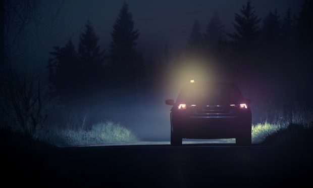 ams OSRAM Alman İnovasyon Ödülü'nün sahibi oldu -Dense Fog Countryside Car Drive. Driving Vehicle in Dangerous Foggy Conditions During Night Hours.