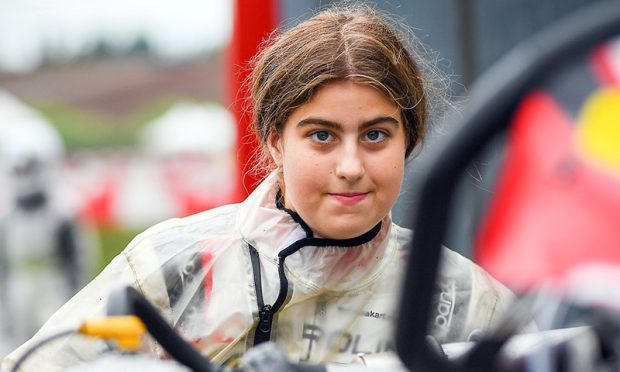 Milli kadın karting sporcusu Ayşe Çebi, F1 Akademi için Yarışacak!