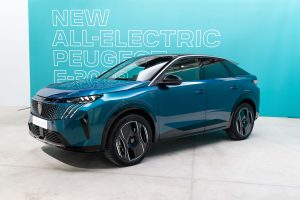 Peugeot, Zürih Otomobil Fuarında Yeni e-3008’in Tanıtımını Yapıyor!