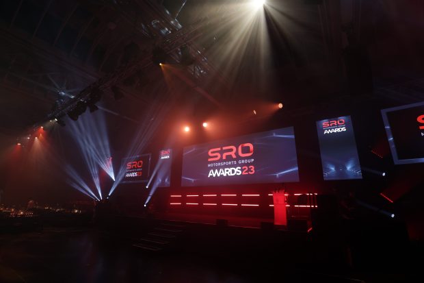 BOM GT4 Avrupa Serisi Üçüncülük Kupası’nı SRO Awards Töreni’nde Aldı