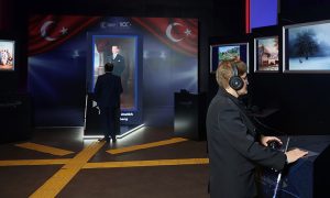 Türk Telekom’un “Tablolar Konuşuyor Dijital Resim Sergisi” sanatın kalbi AKM’de