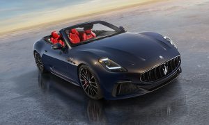 Maserati, ürün yelpazesinin ikonik üyesi GranCabrio’yu sundu